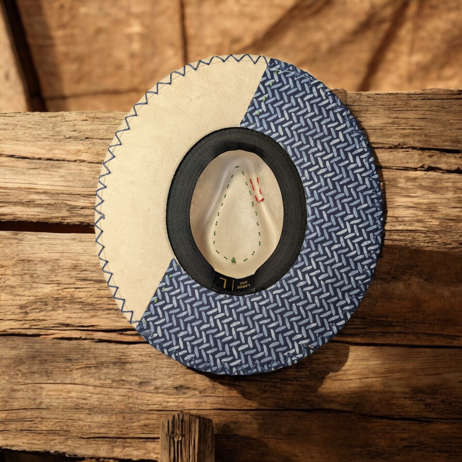 Ladybug White Suede Rancher - Lg (7 1/4) - Image 5