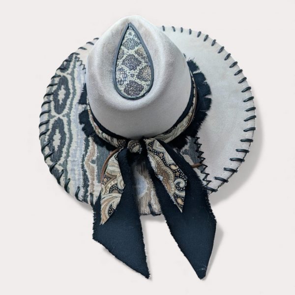 Elegant Western Lady White Suede Hat - Med (7)